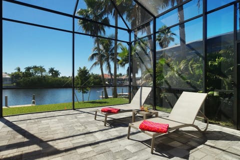 Balcony/Terrace, Swimming pool