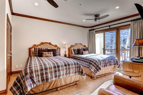 Oxford Court by East West Hospitality Copropriété in Beaver Creek