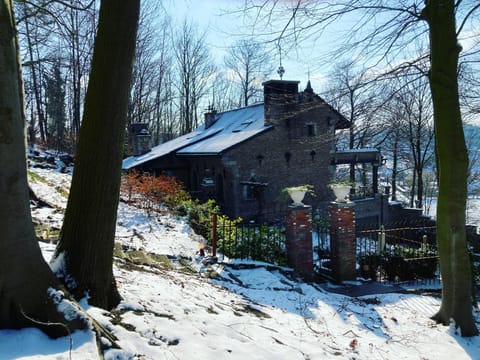 Property building, Winter