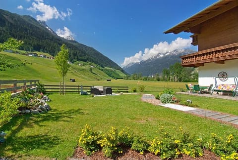 Garden view, Mountain view