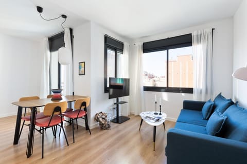 Urban Chill Apartments by Olala Homes Condo in L'Hospitalet de Llobregat