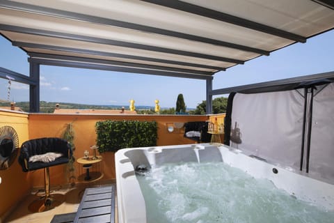 Hot Tub