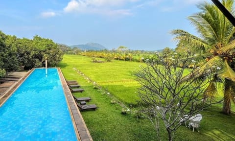 Garden, View (from property/room), Swimming pool