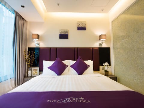 The Bauhinia Hotel - Tsim Sha Tsui Hotel in Hong Kong