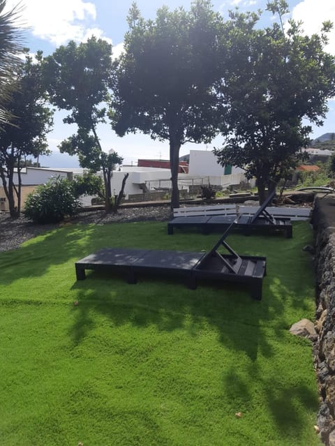 Garden, Balcony/Terrace