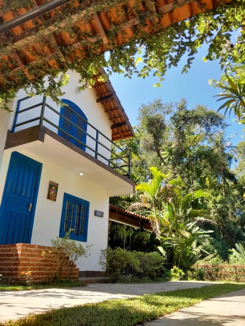 Chalé CaZinha de Penedo House in Resende