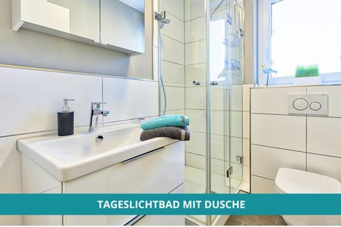 Apt Wahnfried Nr1 - Cityapartment mit Küche, Duschbad, Balkon, Parkplatz - zentral aber ruhig Condo in Bayreuth