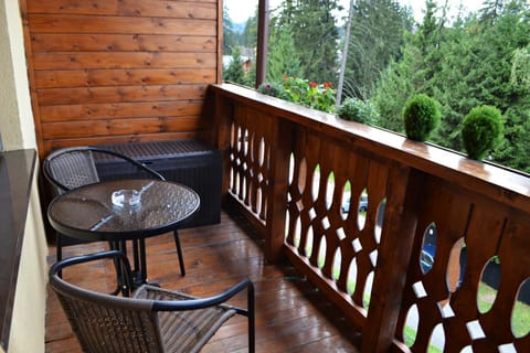 Balcony/Terrace, Garden view, Mountain view, Quiet street view