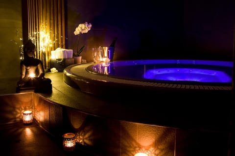 Hot Tub, Spa and wellness centre/facilities