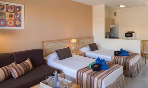 Marola Park Apartment in Playa de las Americas