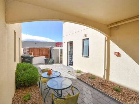 Patio, Seating area