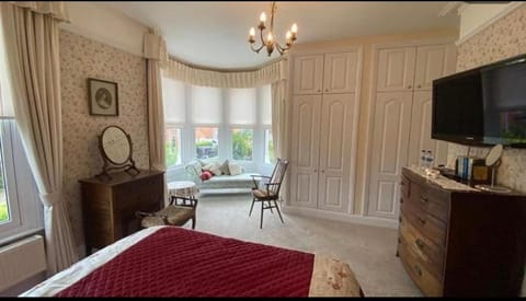 Cheriton Lodge Bed and breakfast in Burnham-on-Sea