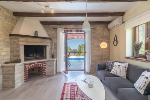 Living room, Garden view, Pool view, Sea view