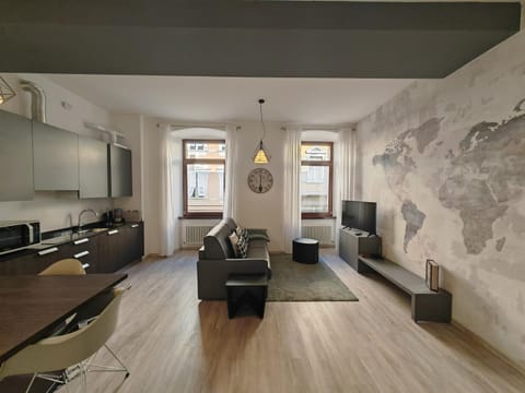 RivApartmentsDowntowN Travel Apartment in Riva del Garda