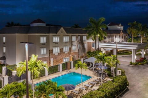 Courtyard by Marriott Sarasota at University Town Center Hotel in Lakewood Ranch