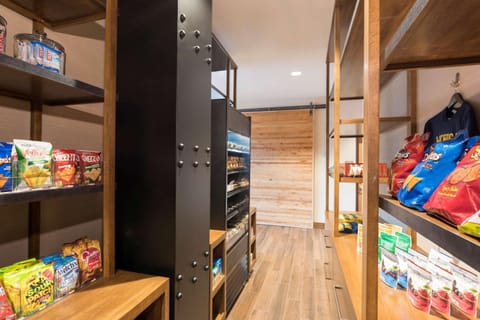 Lobby or reception, On site