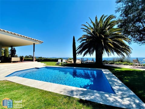 Villa Vista by Rent Costa Brava Villa in Baix Empordà