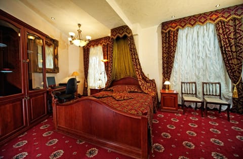 Bed, Photo of the whole room