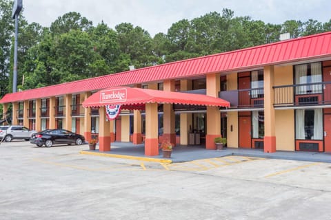 Property building, On site