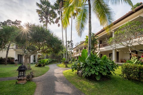 Property building, Garden, Garden view