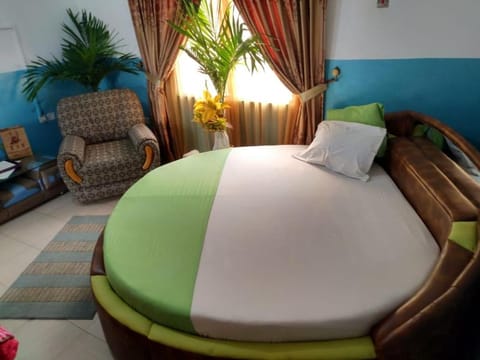 Elizz guest house Bed and Breakfast in Greater Accra Region, Ghana