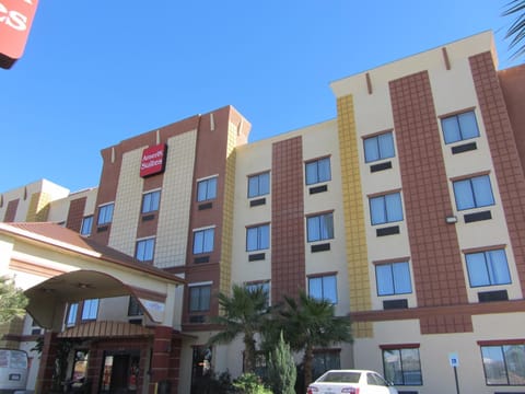 AmeriK Suites Laredo Behind Mall Del Norte Hotel in Laredo