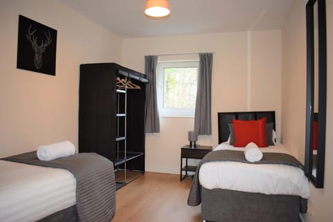 Kelpies Serviced Apartments Callum- 3 Bedrooms- Sleeps 6 Condominio in Livingston