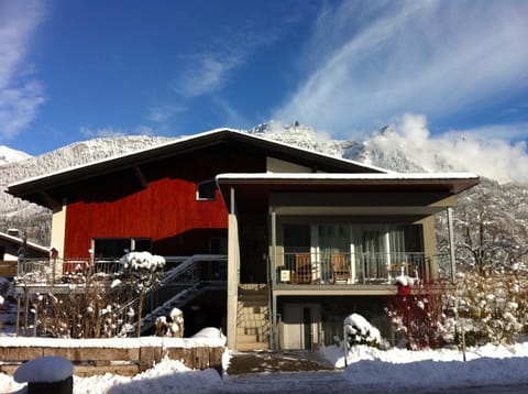 Property building, Winter