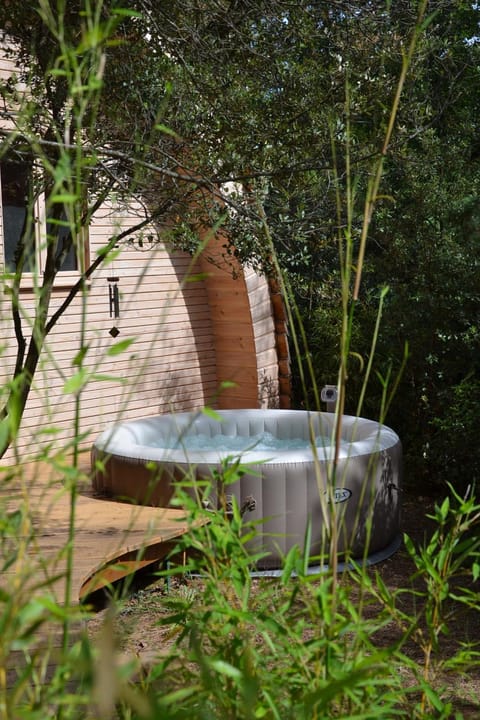 Garden, Open Air Bath