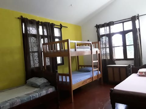 Akogo House - Hostel and Backpackers Hostal in Mombasa