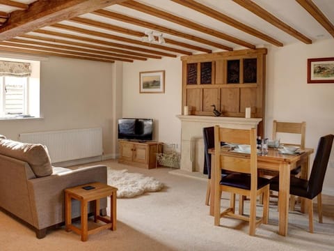 Old Mill Barn House in Wychavon District