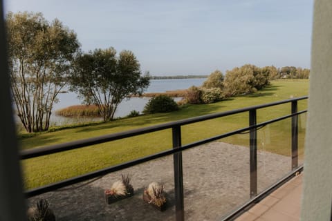 Natural landscape, Balcony/Terrace, Balcony/Terrace, Lake view, River view