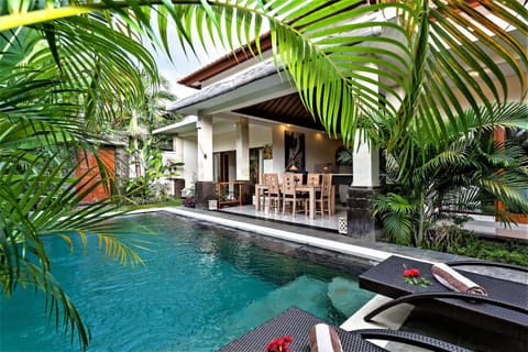 Rumah Indah Villa Villa in North Kuta