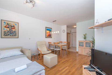 Apartment Sea View Condominio in Trogir