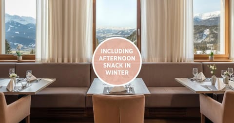 Restaurant/places to eat, Food and drinks, Food, Landmark view, Mountain view