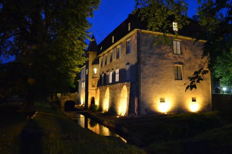 Chambres d'hôtes Château De Grunstein Übernachtung mit Frühstück in Grand Est