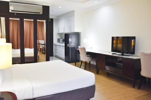 LK Legend Hotel in Pattaya City