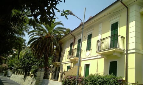 Villa Monteggia Condo in Sanremo