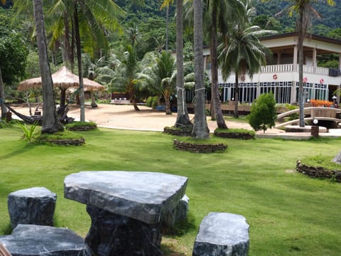Koh Chang Bailan Beach Resort Resort in Koh Chang Tai