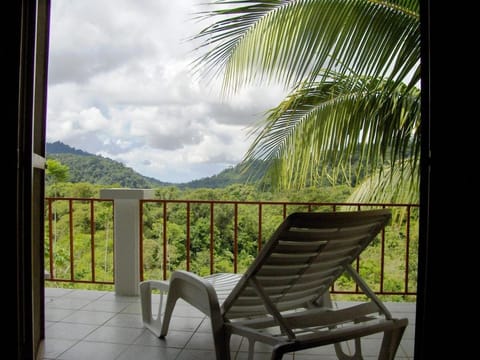 Light of Dawn House in Quepos