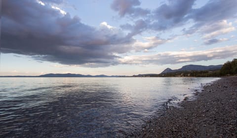 Nearby landmark, Natural landscape