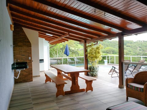 Casa de temporada com piscina House in Florianopolis