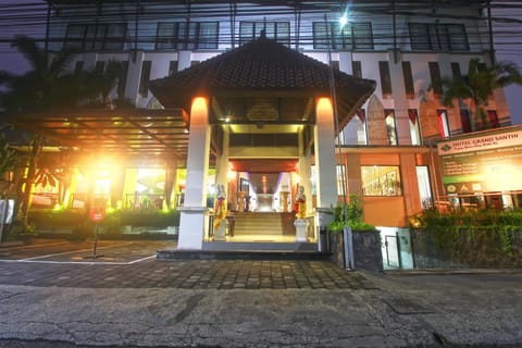 Grand Santhi Hotel Hotel in Denpasar