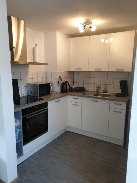 Kitchen or kitchenette, minibar, pet friendly, stove, toaster