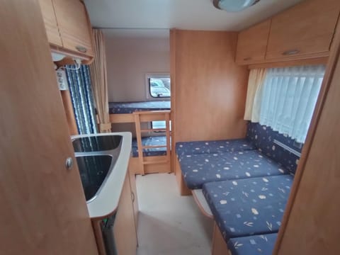 Nowoczesne przyczepy kempingowe Chałupy Royal-Camp Campground/ 
RV Resort in Wladyslawowo