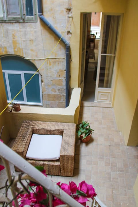 Sant Orsla Suite Condo in Valletta