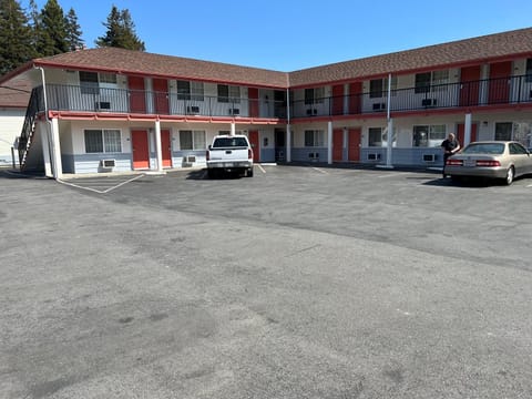 National 9 Motel Motel in Santa Cruz