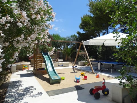 Children play ground, Garden, Area and facilities