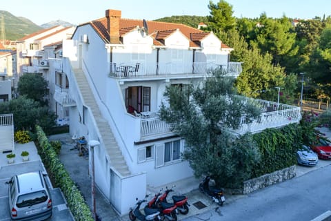 Facade/entrance, Bird's eye view, Summer, Decorative detail, Area and facilities