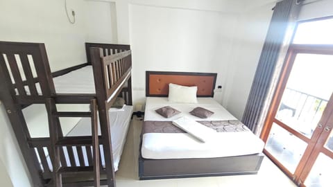 Bed, Photo of the whole room, Bedroom, bunk bed